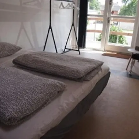 Sea Bed & Breakfast